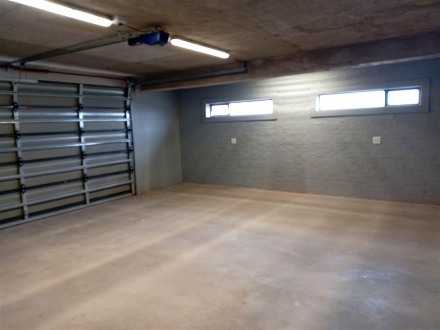 3 Bedroom Property for Sale in Le Grand Golf Estate Western Cape